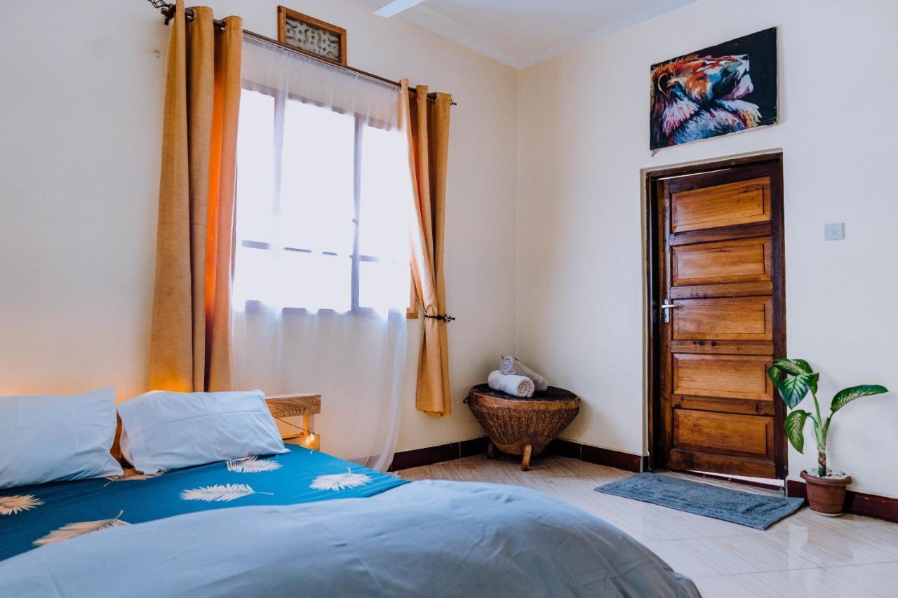 Mkoani Homestay Moshi Bagian luar foto