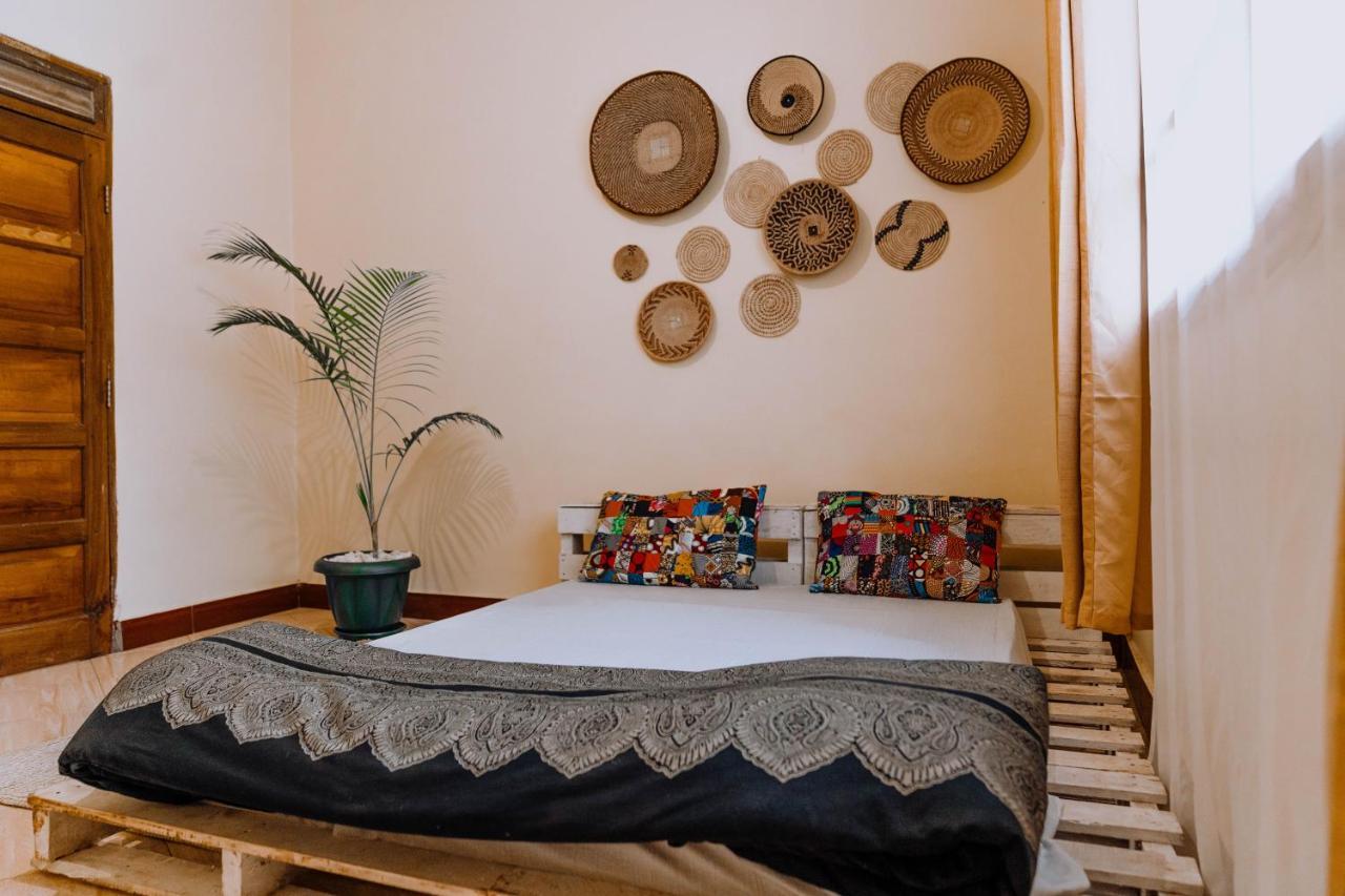Mkoani Homestay Moshi Bagian luar foto