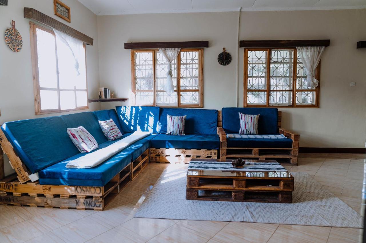 Mkoani Homestay Moshi Bagian luar foto