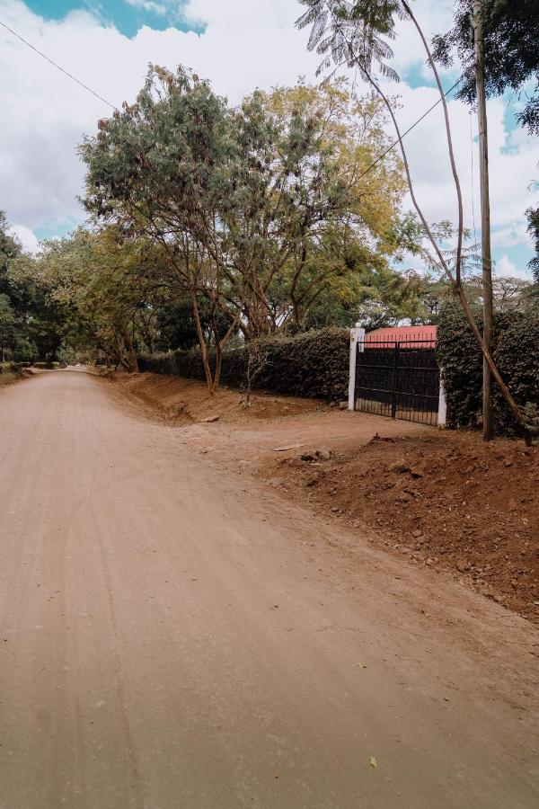 Mkoani Homestay Moshi Bagian luar foto